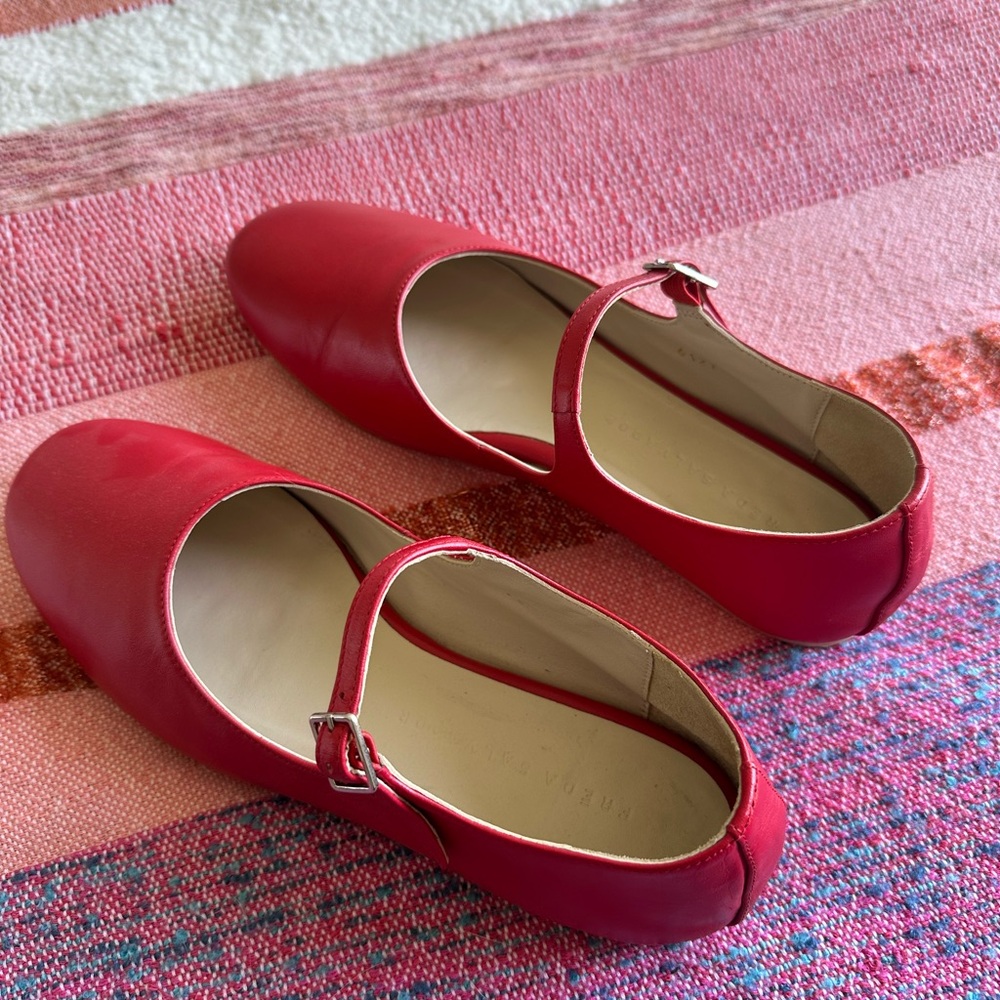 Freda Salvador Aubrey Red Mary Jane Shoes, size 37